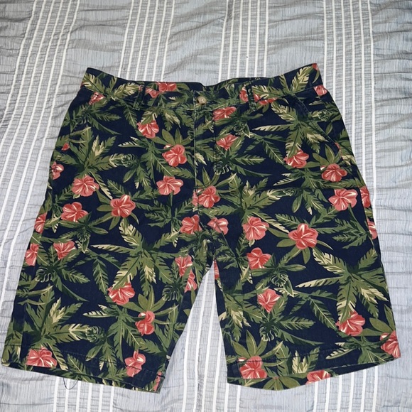 ☀️Tropical Summer Shorts🌺🌴 - Picture 1 of 9
